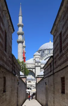 Süleymaniye-Moschee, Sicht von den Medresen des Moscheekomplexes (Külliye)